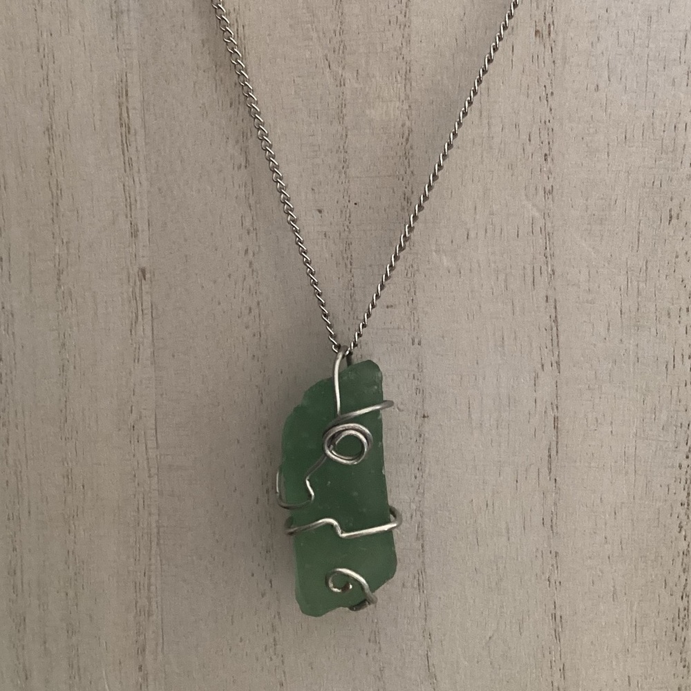 Green Glass Pendant Necklace